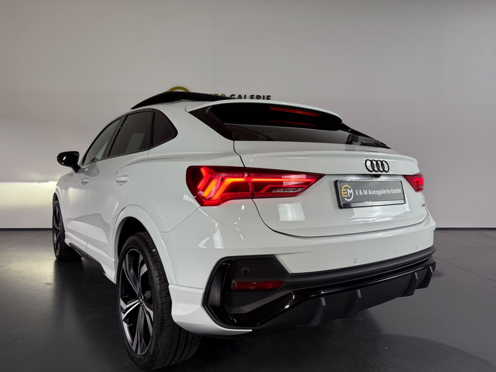 Audi Q3 Sportback 45 TFSI qu S line Pano B&O AHK ACC