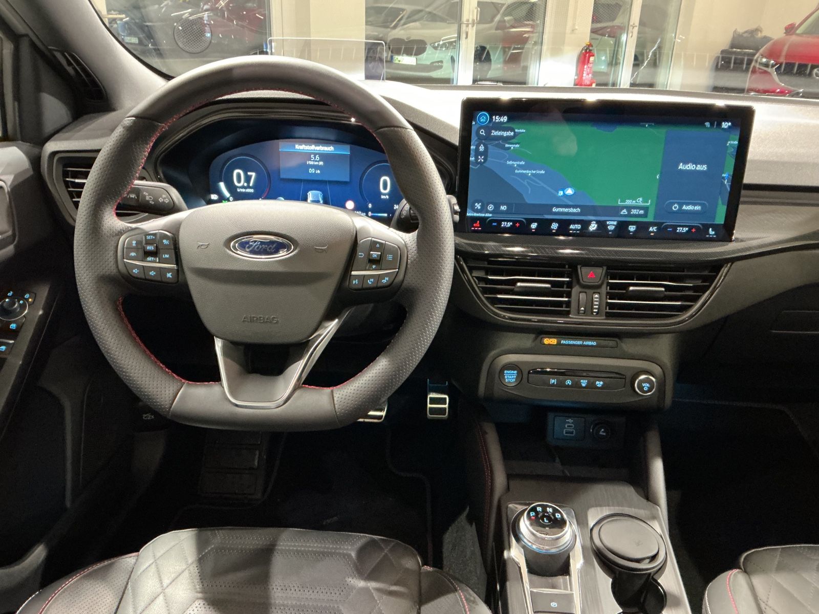 Ford Focus Turnier ST-Line X*B&O*SHZ*LHZ*PANO*LED*