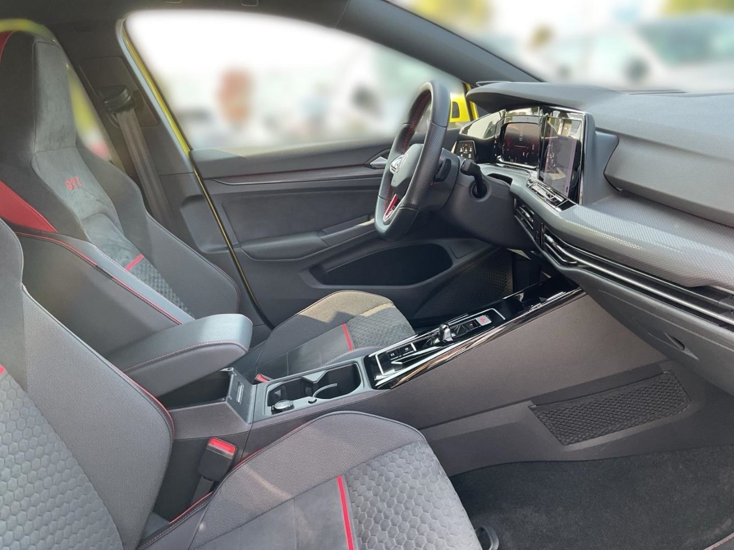 Volkswagen Golf 8 VIII Clubsport 2.0 TSI - Samsaru's Car Outlet