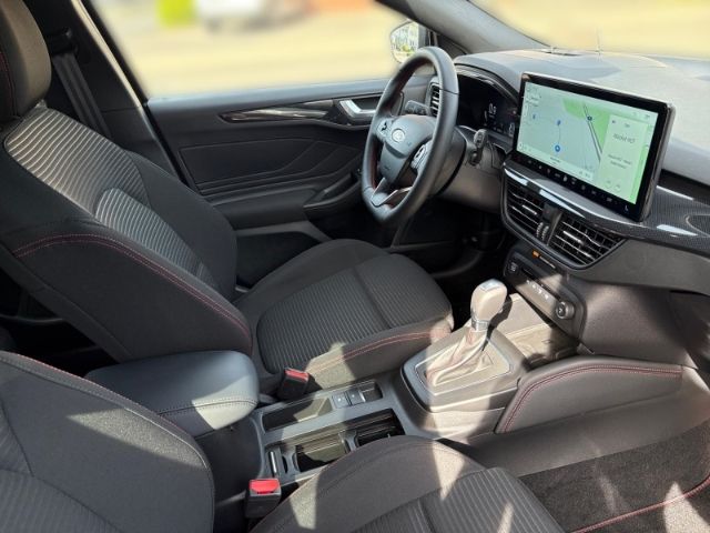 Ford Focus Turnier 1.0 EcoBoost ST-Line X + AHK + Gan