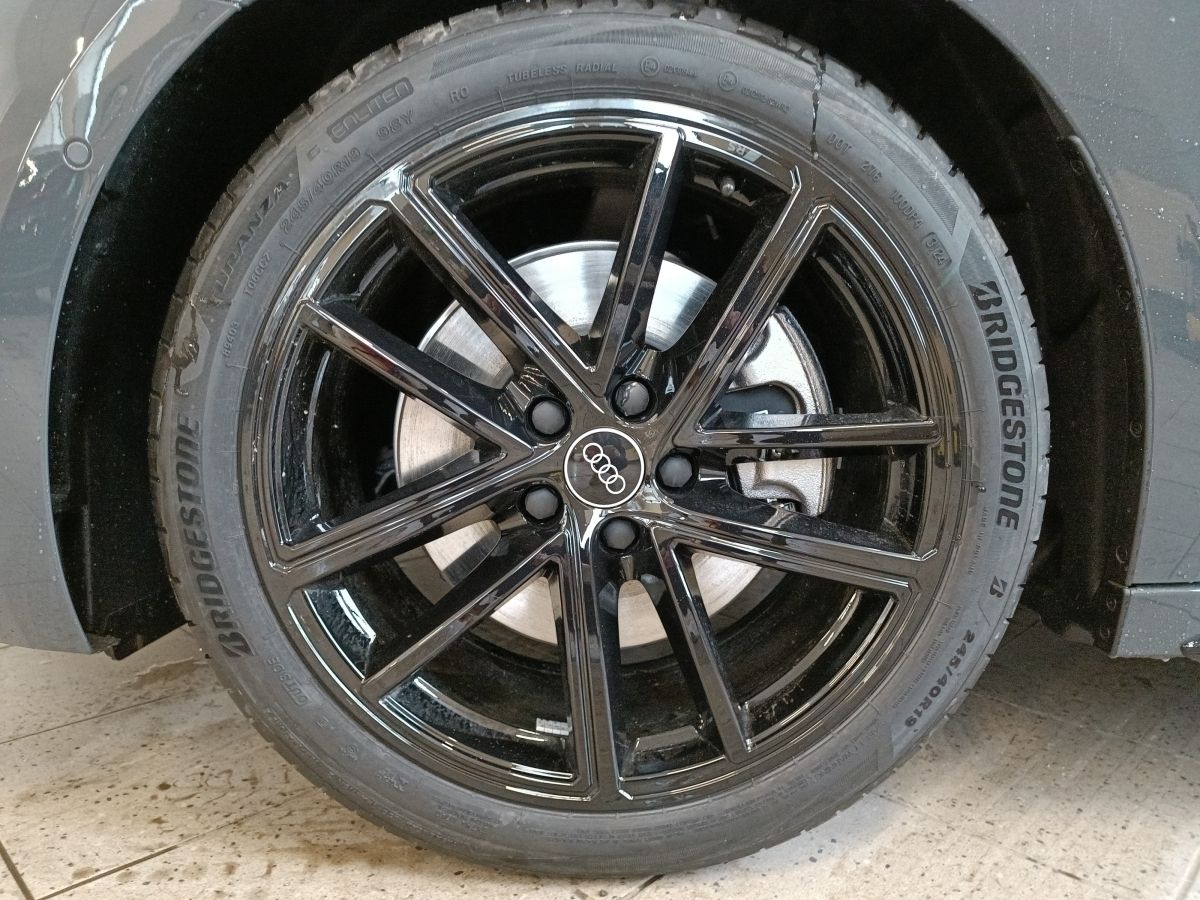 Audi A5 Avant 2.0 TDI edition one S-Line*Matrix*AHK