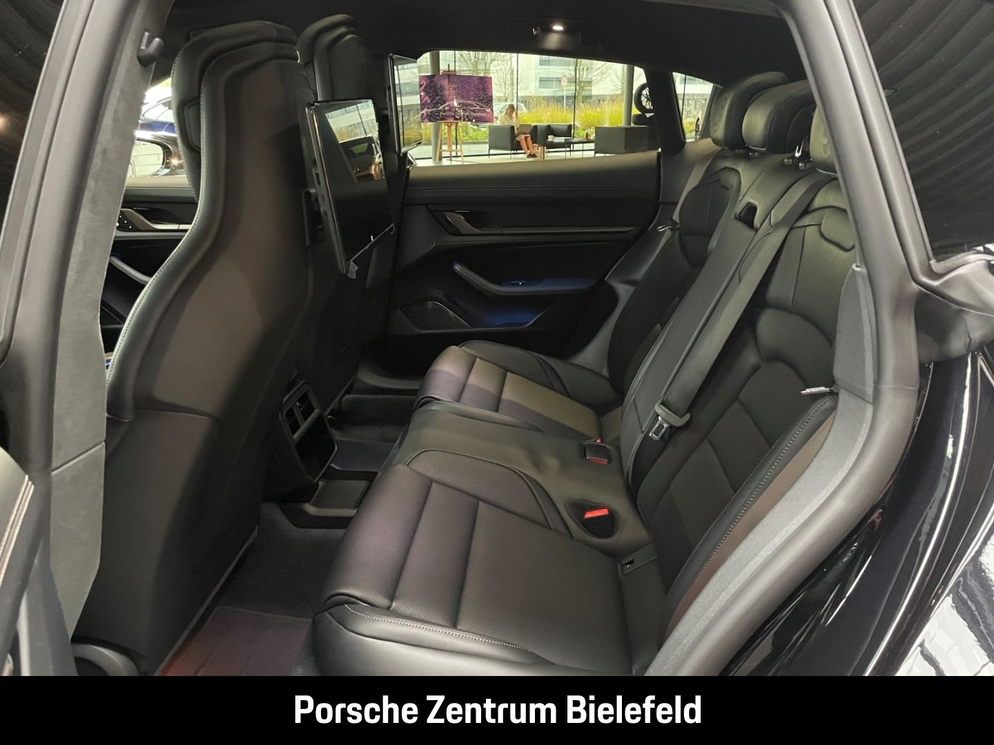 Porsche Taycan Turbo HA-Lenkung InnoDrive Sitzbelüftung
