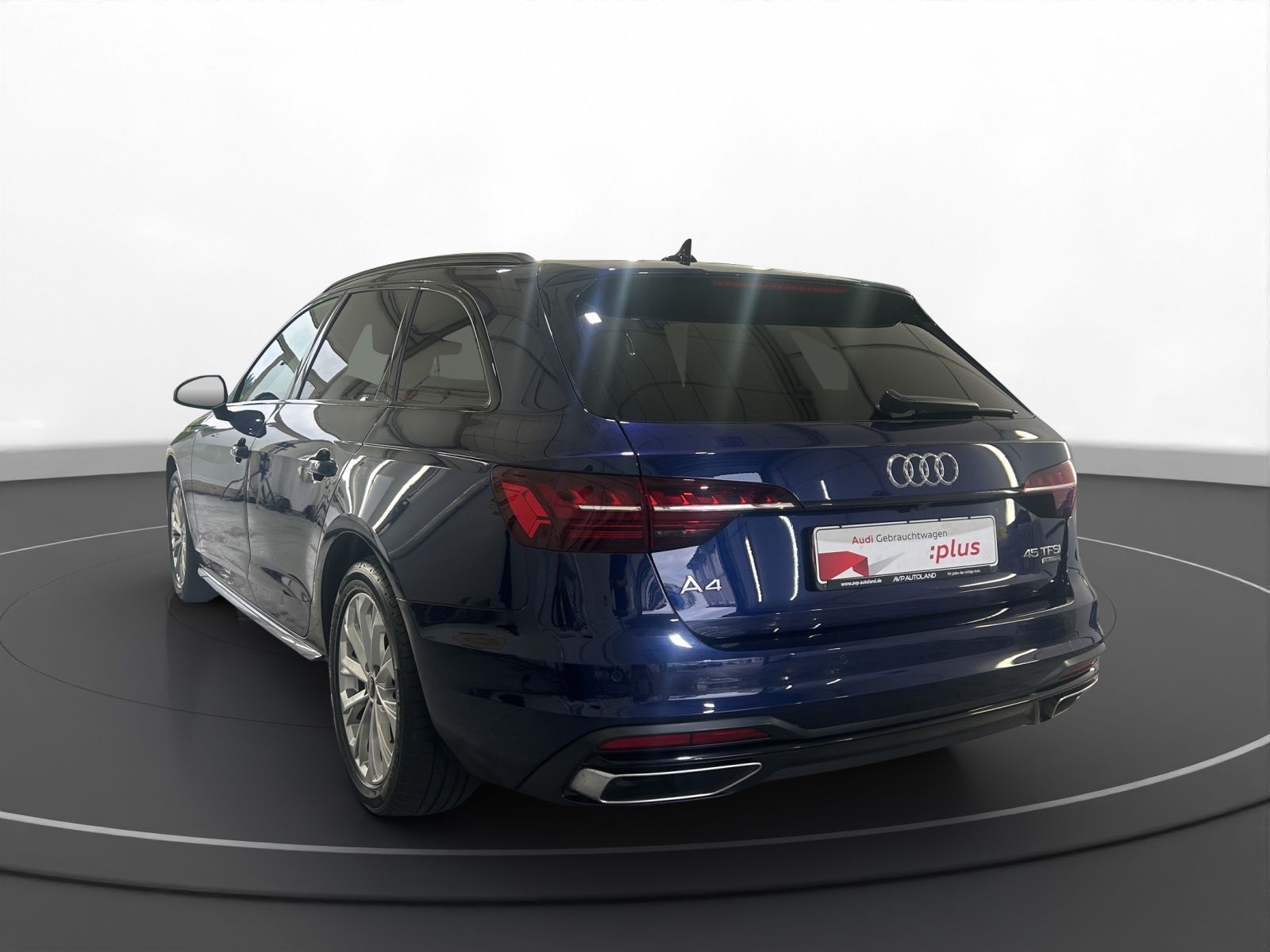Audi A4 Avant 45 TFSI quattro S tronic - Samsaru's Car Outlet