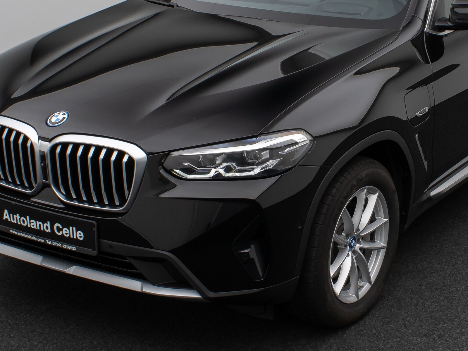 BMW X3 xD30e Sport - Samsaru's Car Outlet