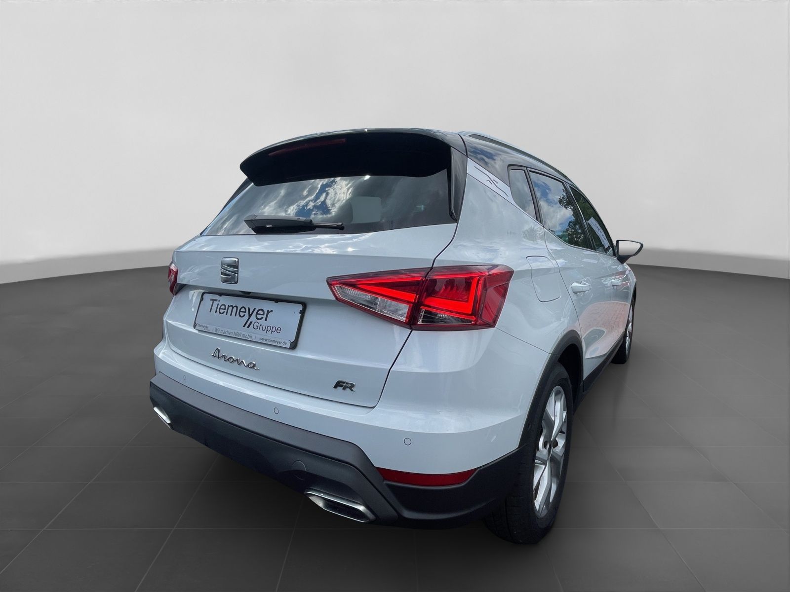 Seat Arona 1.5 TSI DSG FR NAVI AHK ACC PARKL SH GJR