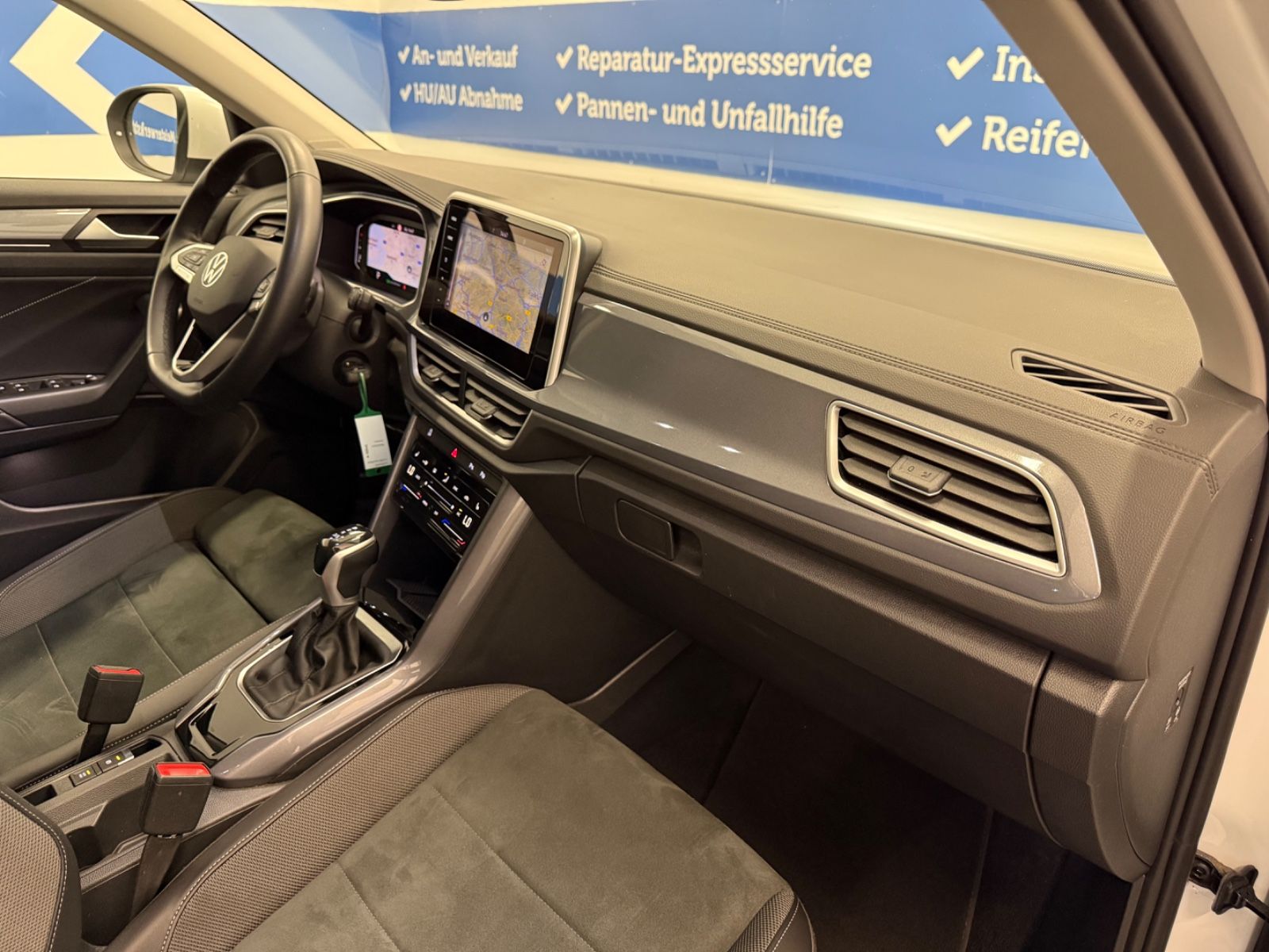 Volkswagen T-Roc 2.0 TDI DSG VirtuCock - Samsaru's Car Outlet