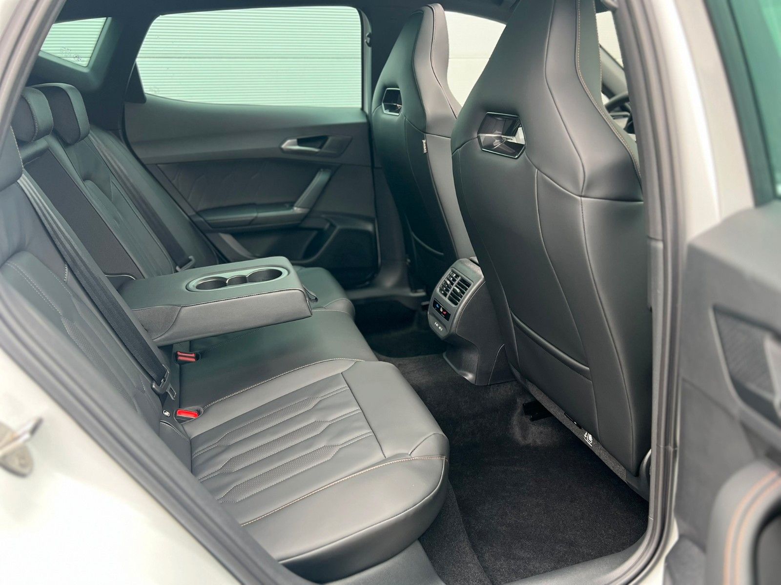 Cupra Formentor 1.4 e-Hyb. VZ DSG - AHK - Leder - Pano