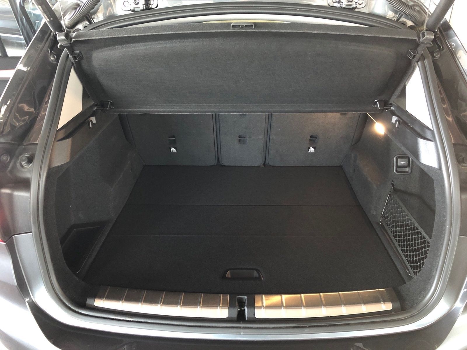 BMW X1 xDrive20d x-Line - Samsaru's Car Outlet
