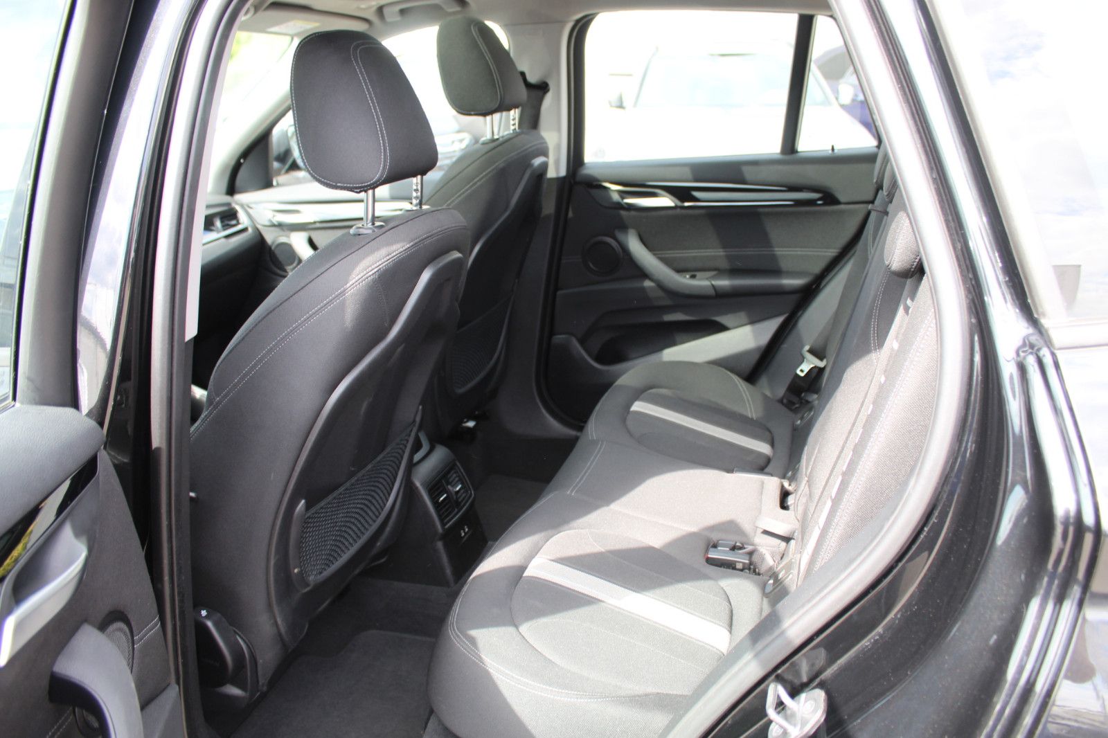 BMW X1 xDrive 20d Advantage - Samsaru's Car Outlet