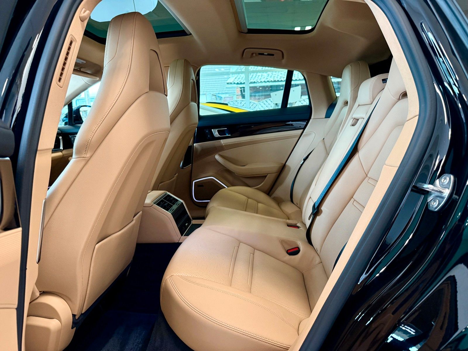 Porsche Panamera 4 E-Hybrid Panorama/ACC/HeadUp/Keyless