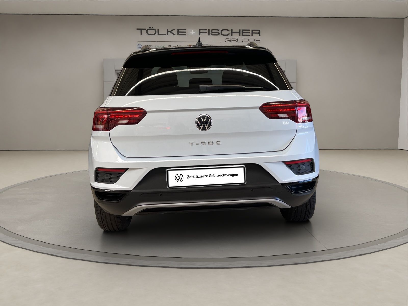 Volkswagen T-Roc 1.5 TSI Sport - Samsaru's Car Outlet