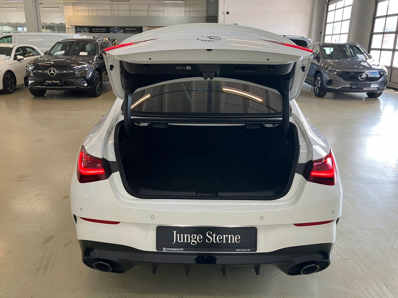 Mercedes-Benz CLA 35 AMG Coupe - Samsaru's Car Outlet