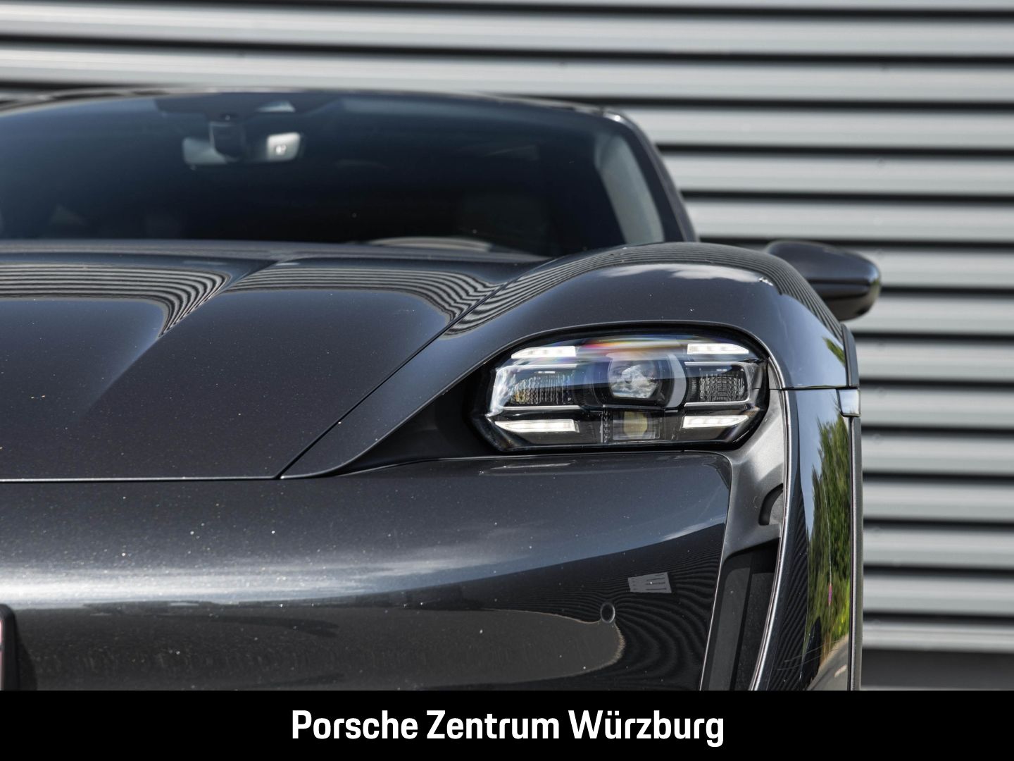 Porsche Taycan 4S Cross Turismo BOSE Surround View