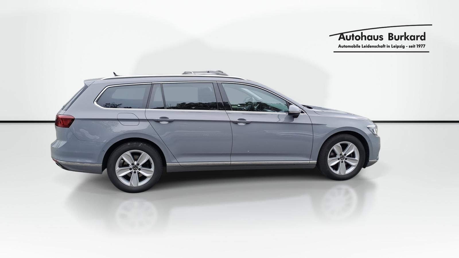 Volkswagen Passat Elegance 2.0 TDI+200PS+4M+Navi+RFK+Standh