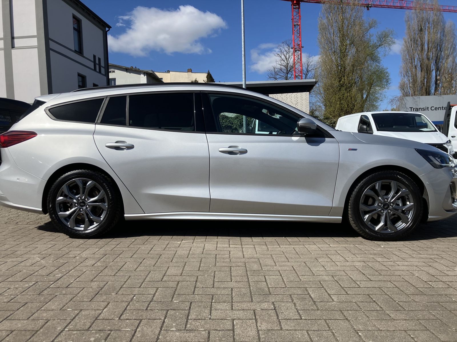 Ford Focus 1.0 Mhd ST-Line X HUD+WIPA+SHZ+TWA