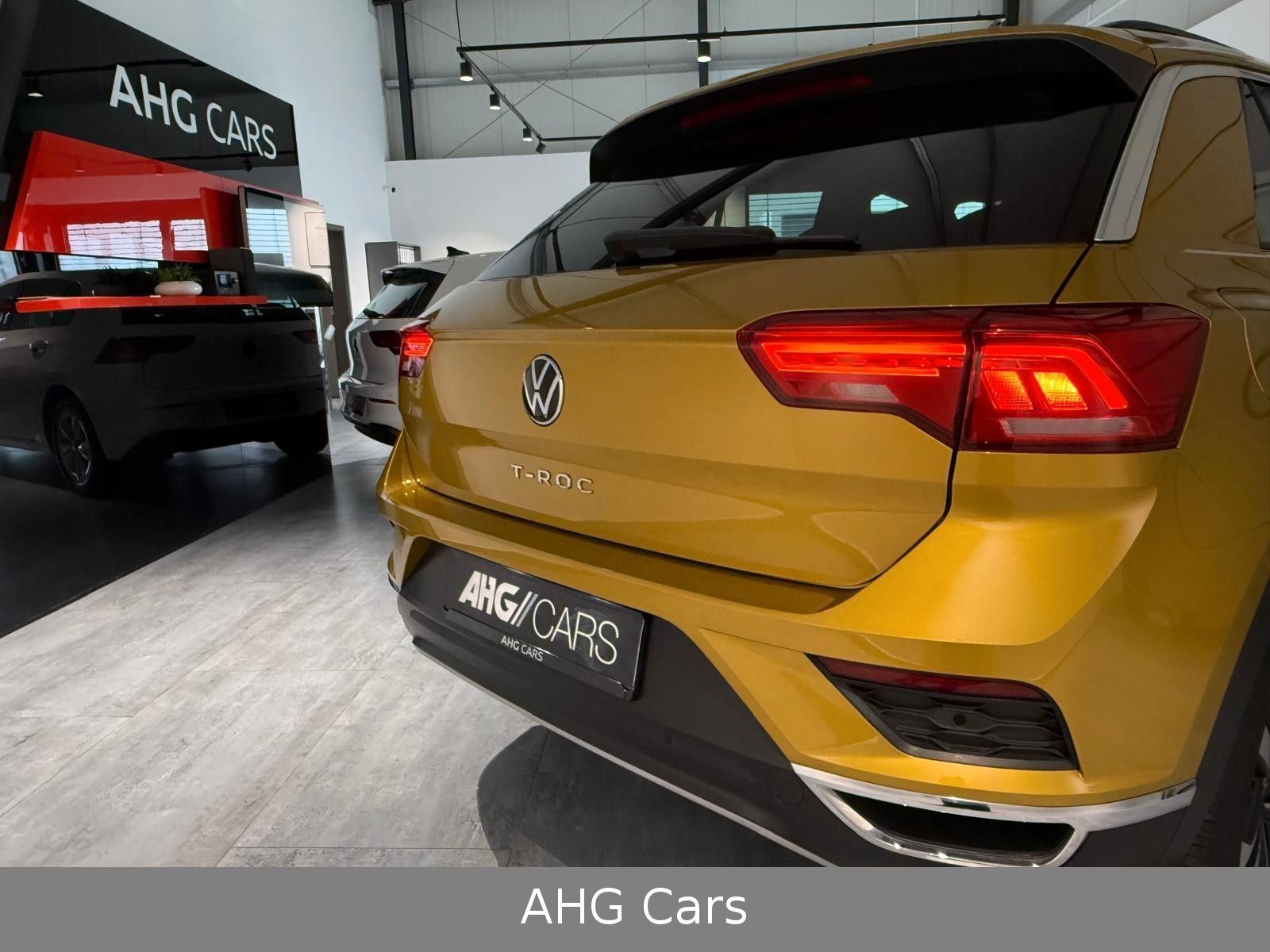 Volkswagen T-Roc Style UNITED 1.0 TSI - Samsaru's Car Outlet