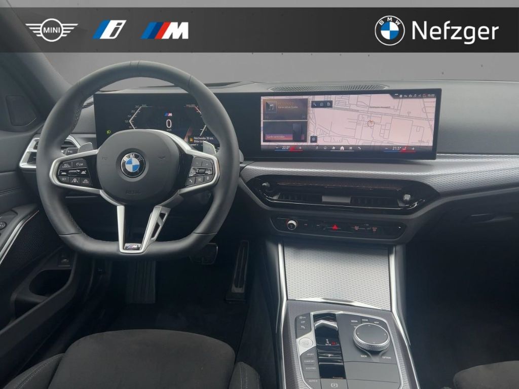 BMW 330 d xDrive Touring M Sport Park-Assistent HiFi