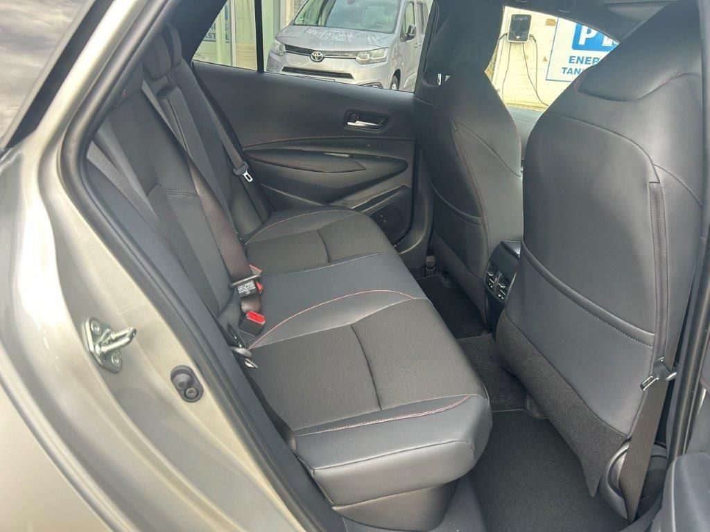 Toyota Corolla 2,0l GR Sport Hybrid TS ACC LED SHZ RFK