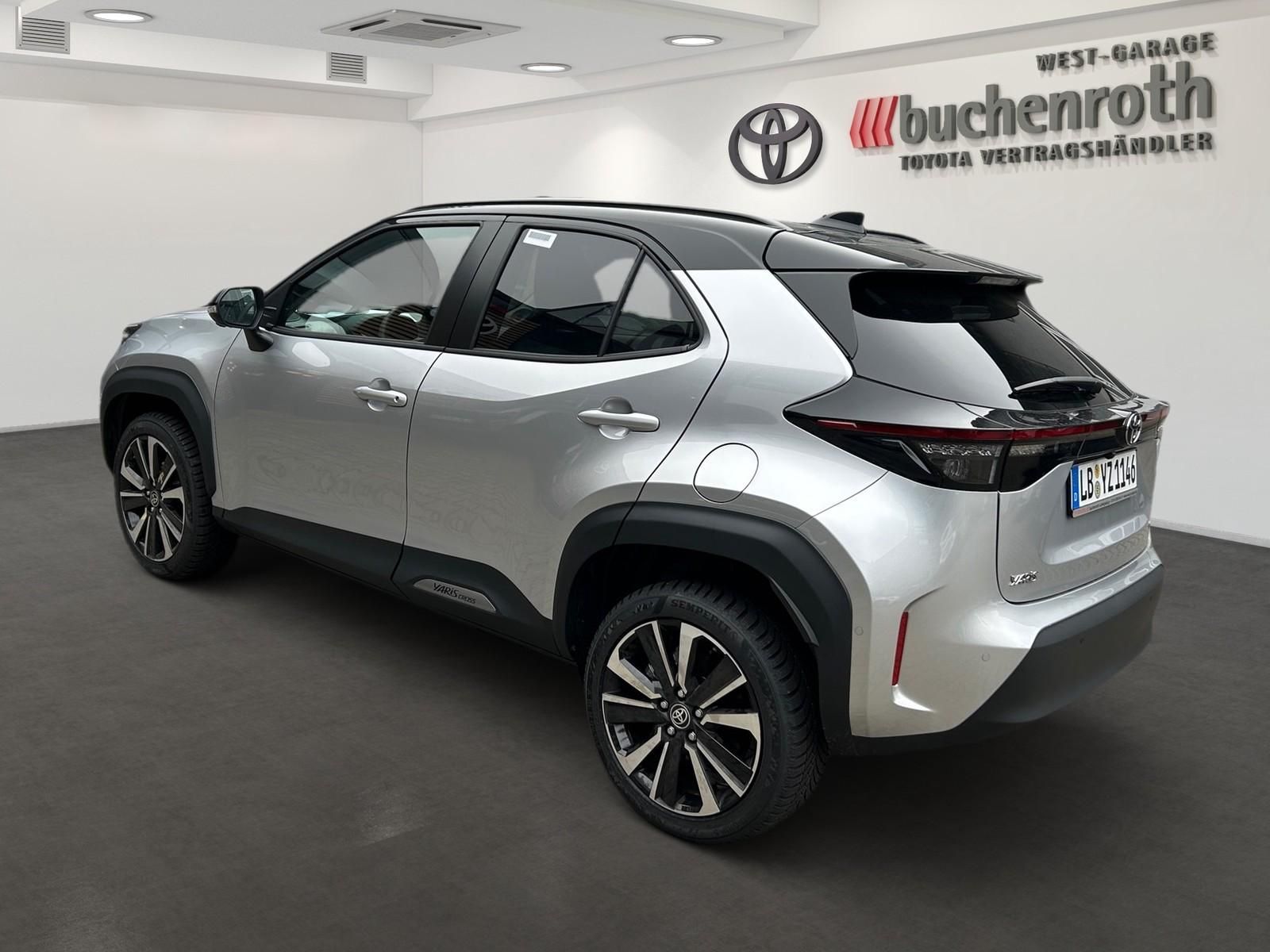 Toyota Yaris Cross + Advanced Technik- Safety Paket + J