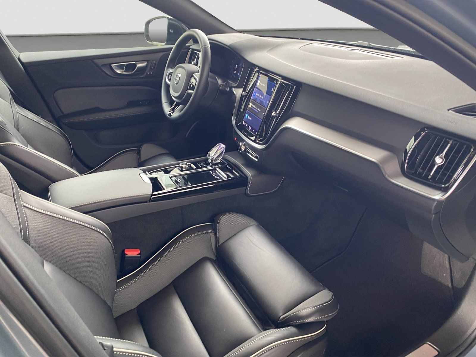 Volvo V60 Kombi T8 Twin Engine (E6d) Plus Dark