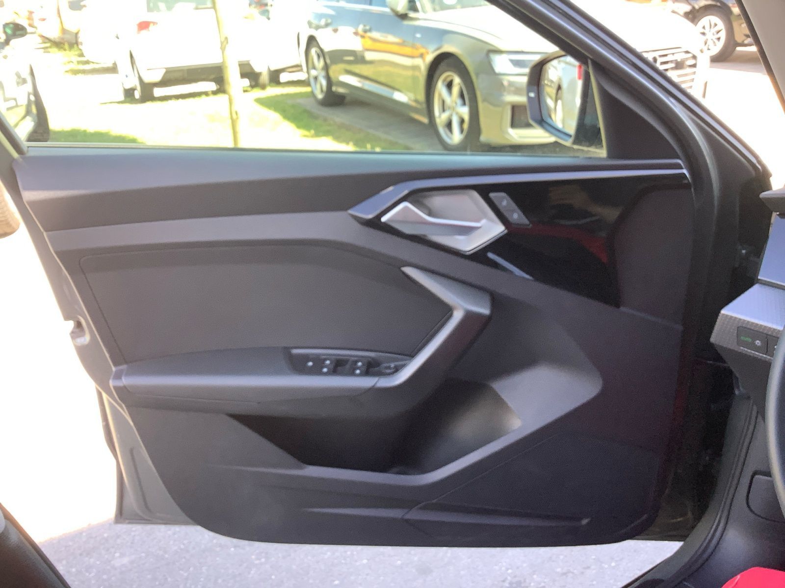 Audi A1 allstreet 30 TFSI S-Tronic - Samsaru's Car Outlet