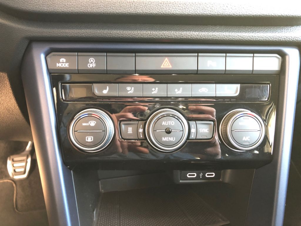 Volkswagen T-Roc 1.6 TDI SCR UNITED - Samsaru's Car Outlet