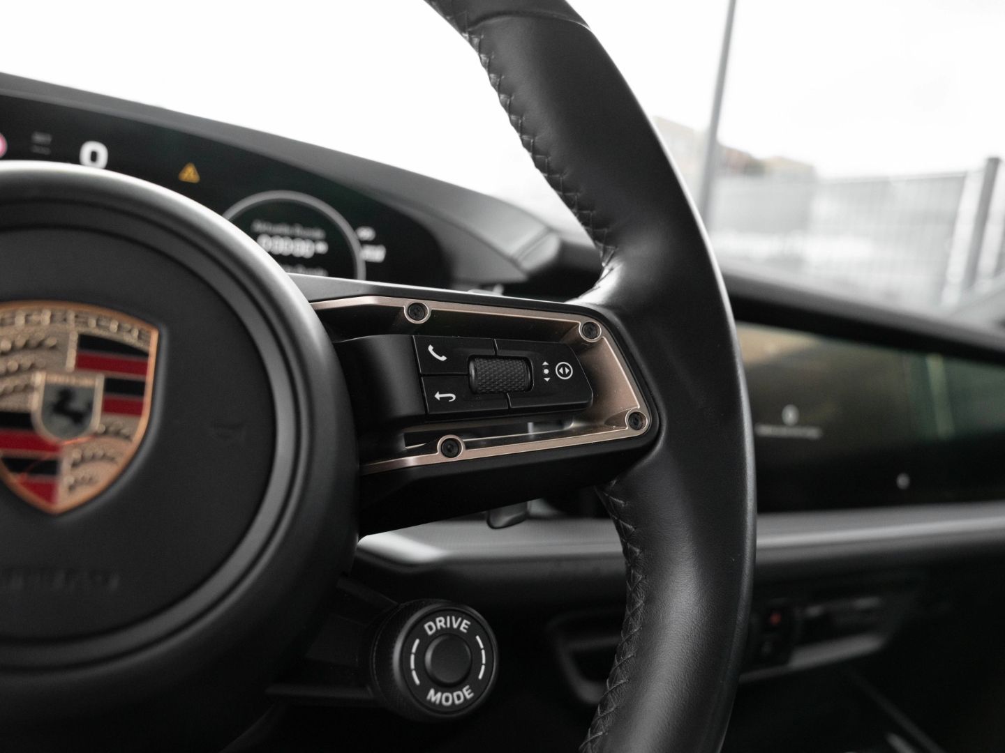 Porsche Cayenne S Coupe HeadUp InnoDrive Beifahrerdispla
