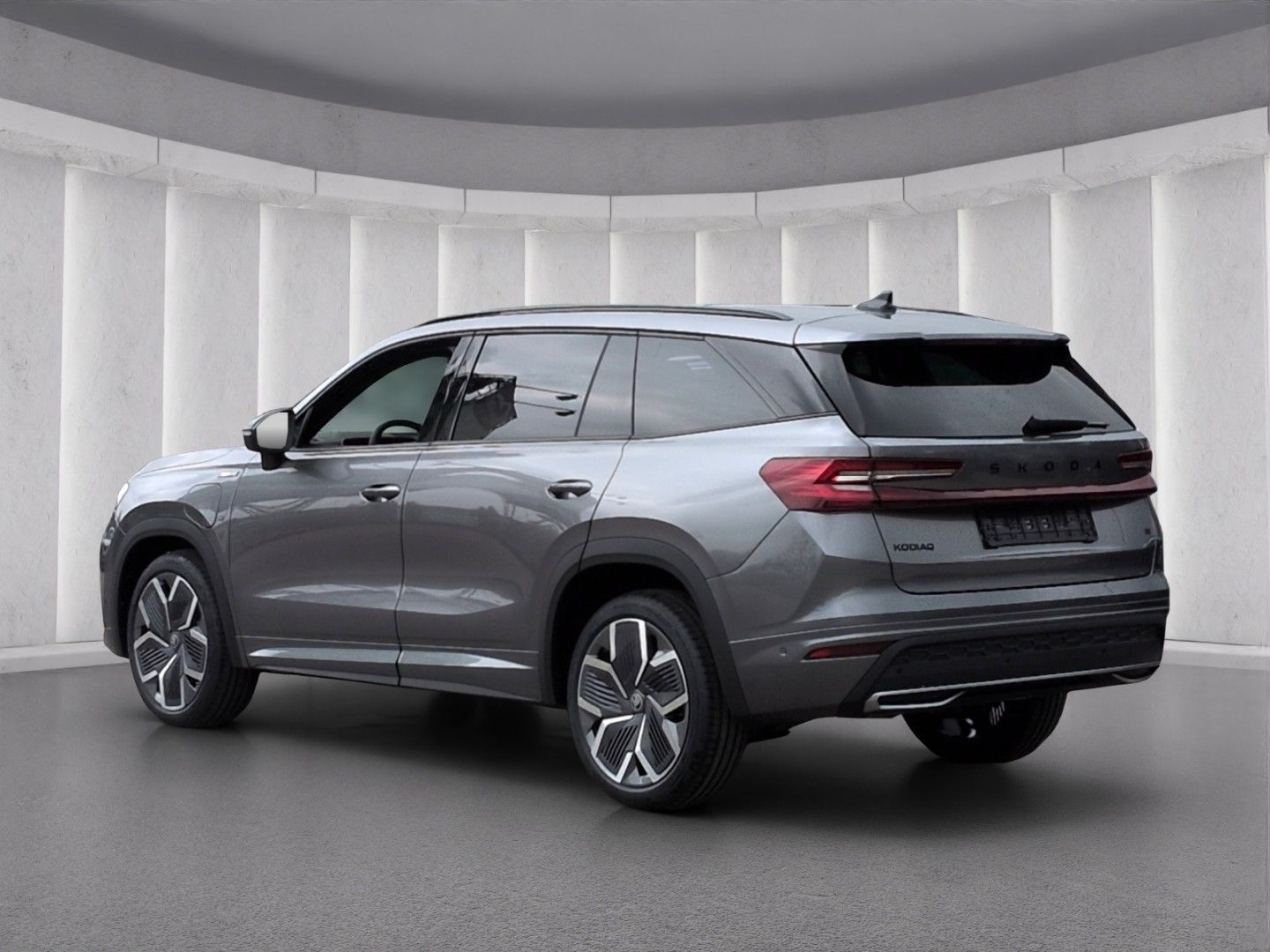 Skoda Kodiaq iV eHyb SPORTLINE*AHK 360°Ka Panodach ACC