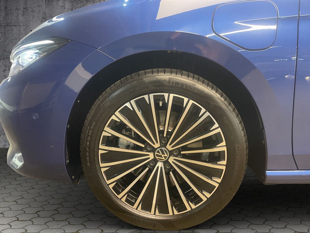 Volkswagen Passat Variant 1.5 eHybrid Elegance DSG Matrix