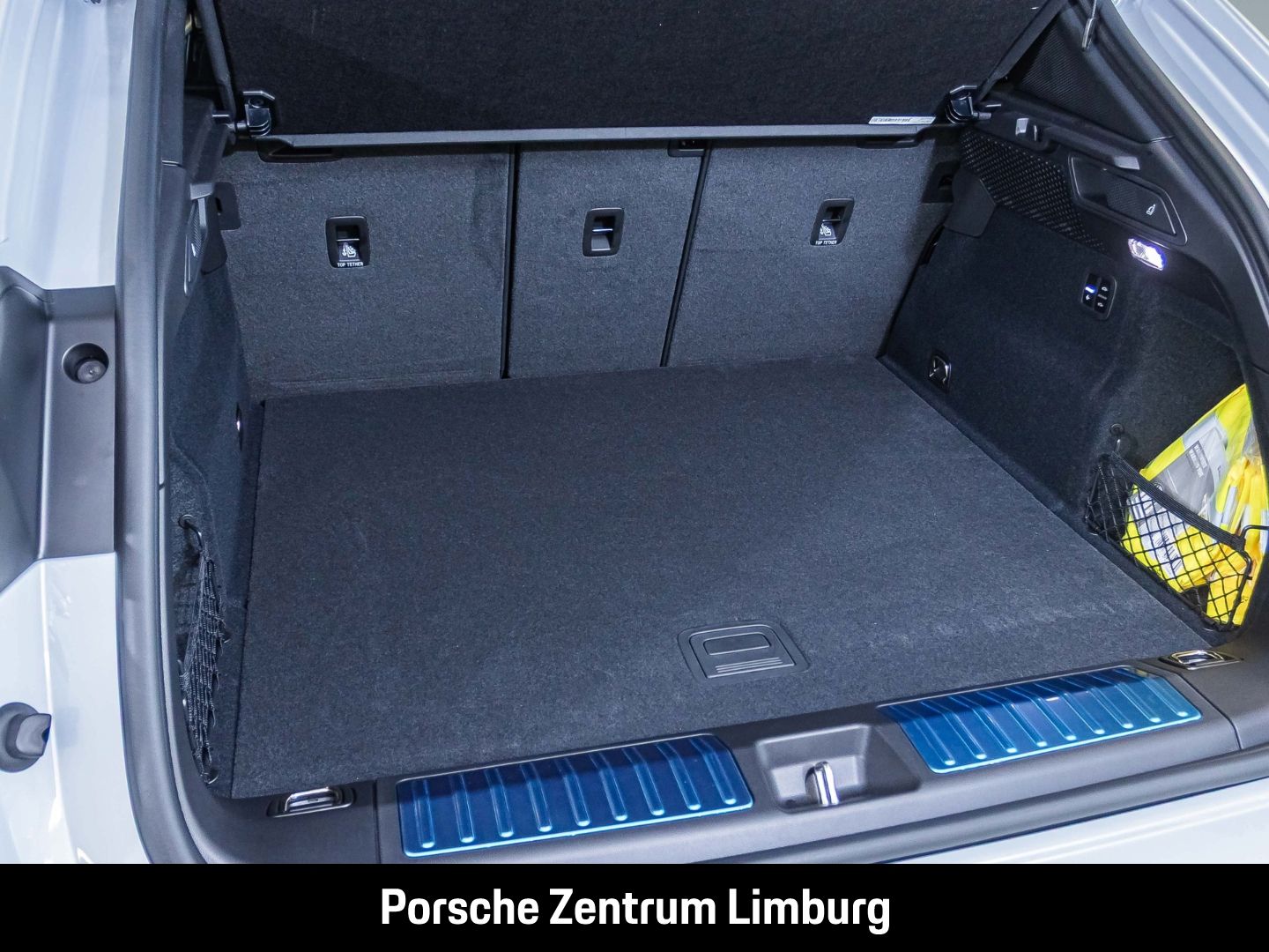 Porsche Macan 4 BOSE Surround-View Panorama Luftfederung