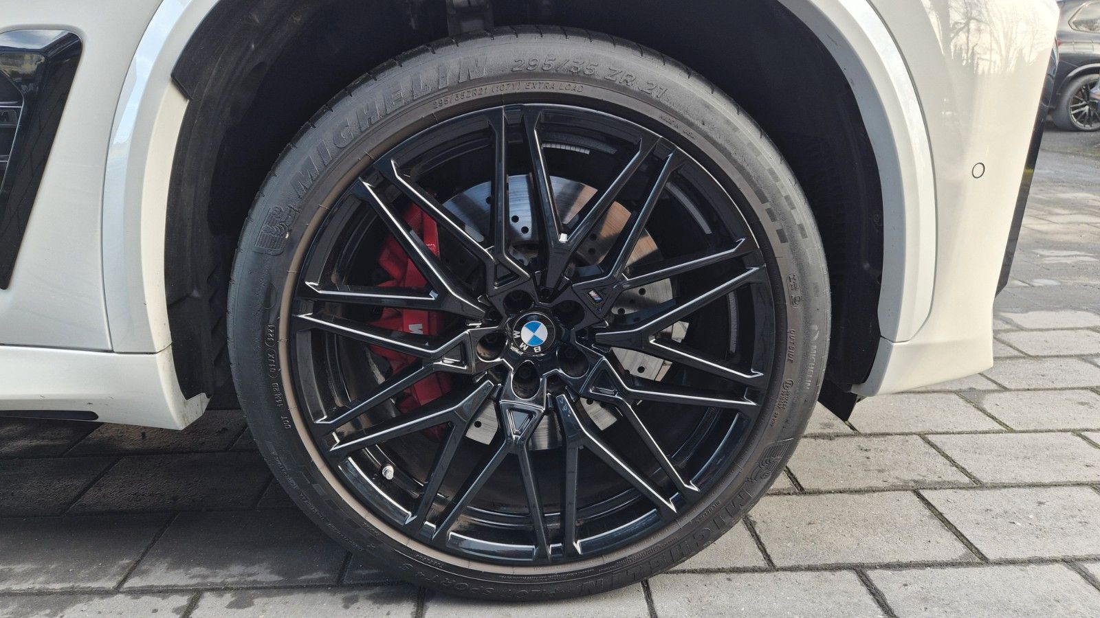 BMW X5 M Competition/AKRAPOVIC/B&W/SKY/M´DRIVERS/AHK