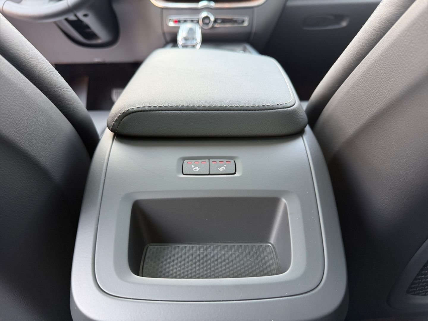 Volvo XC60 Ultimate Dark Recharge AWD StandHZG HUD Luf