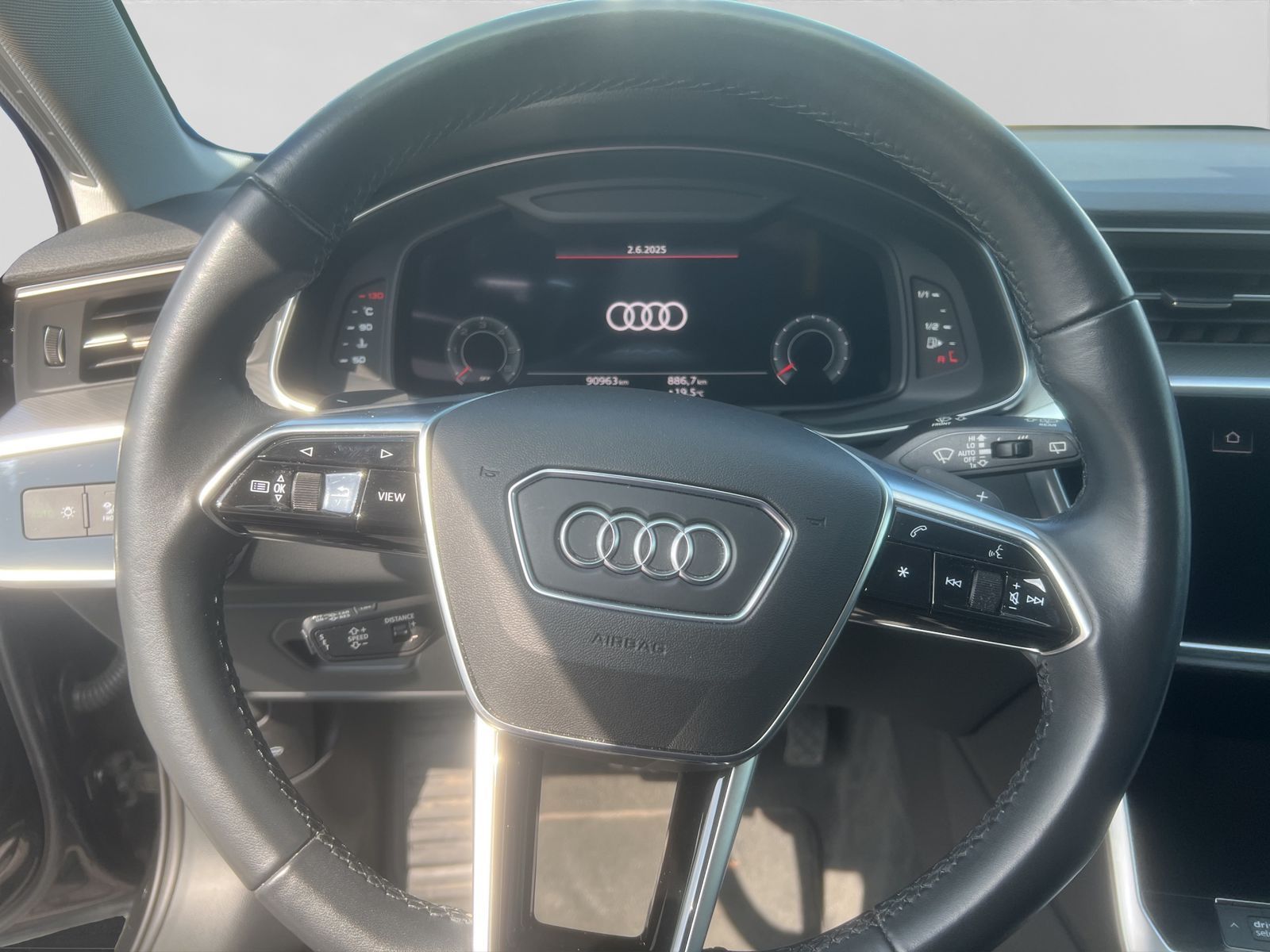 Audi A6 Avant 40 2.0 TDI Sport - Samsaru's Car Outlet