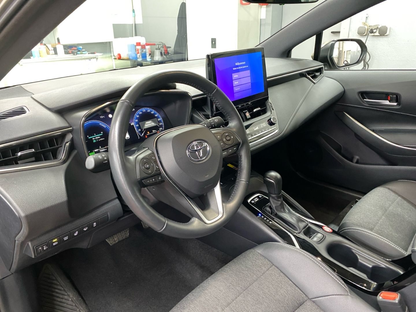 Toyota Corolla 1.8 Hybrid Team D *Bi-LED*ACC*CAM*SHZ*PD