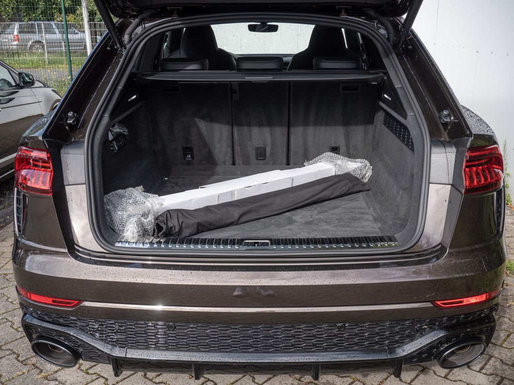 Audi RS Q8 TFSI quattro MATRIX HUD PANO STAND