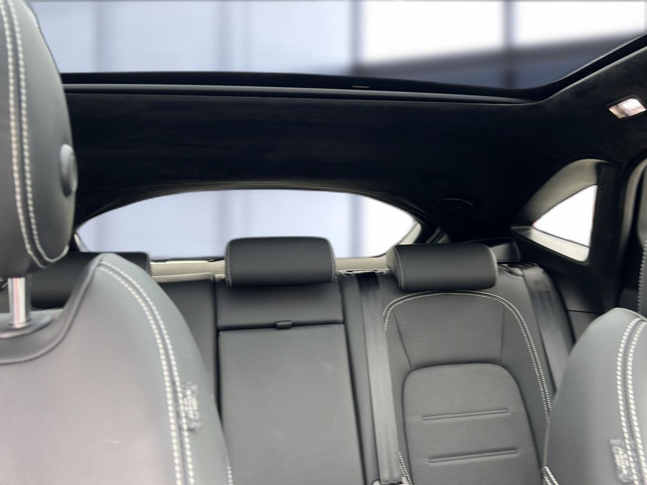 Jaguar E-Pace P250 AWD R-Dynamic Black