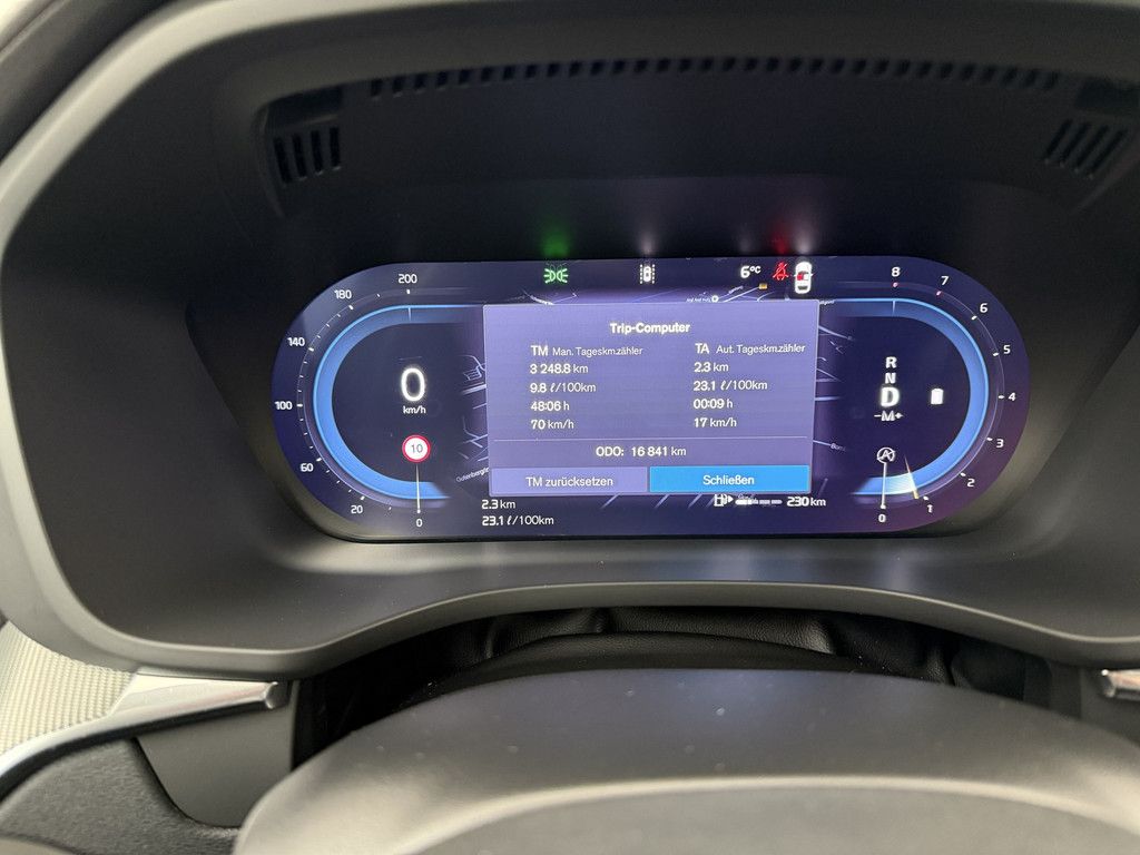 Volvo XC60 B5 AWD Ultra Dark *AHK*21-Zoll*360°*Luft-Fa