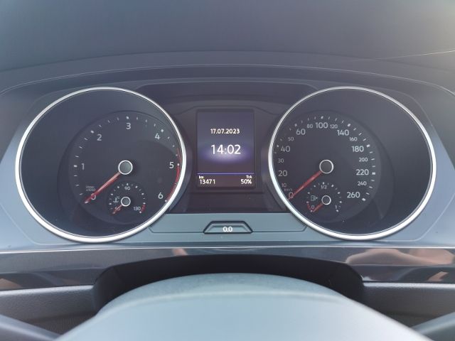 Volkswagen Tiguan 2.0 TDI Life - Samsaru's Car Outlet
