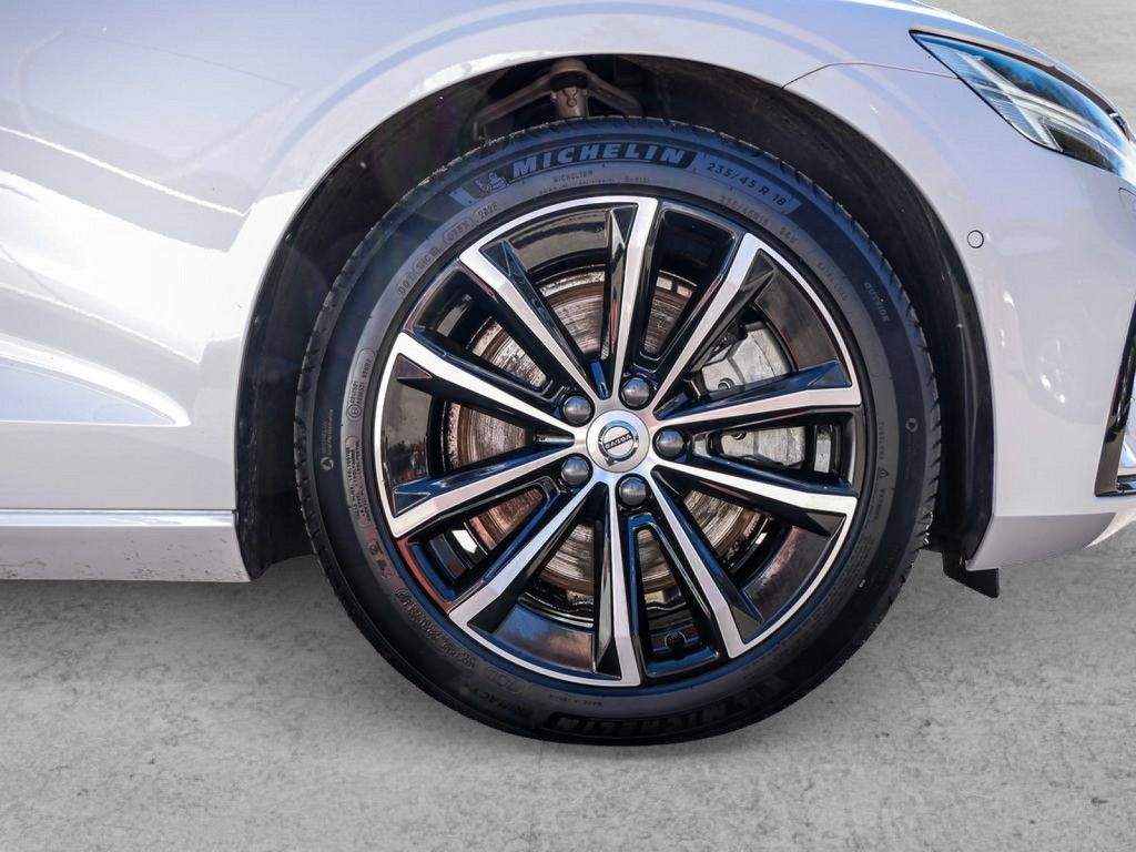 Volvo S60 T8 Ultimate Dark Recharge Plug-In Hybrid AWD