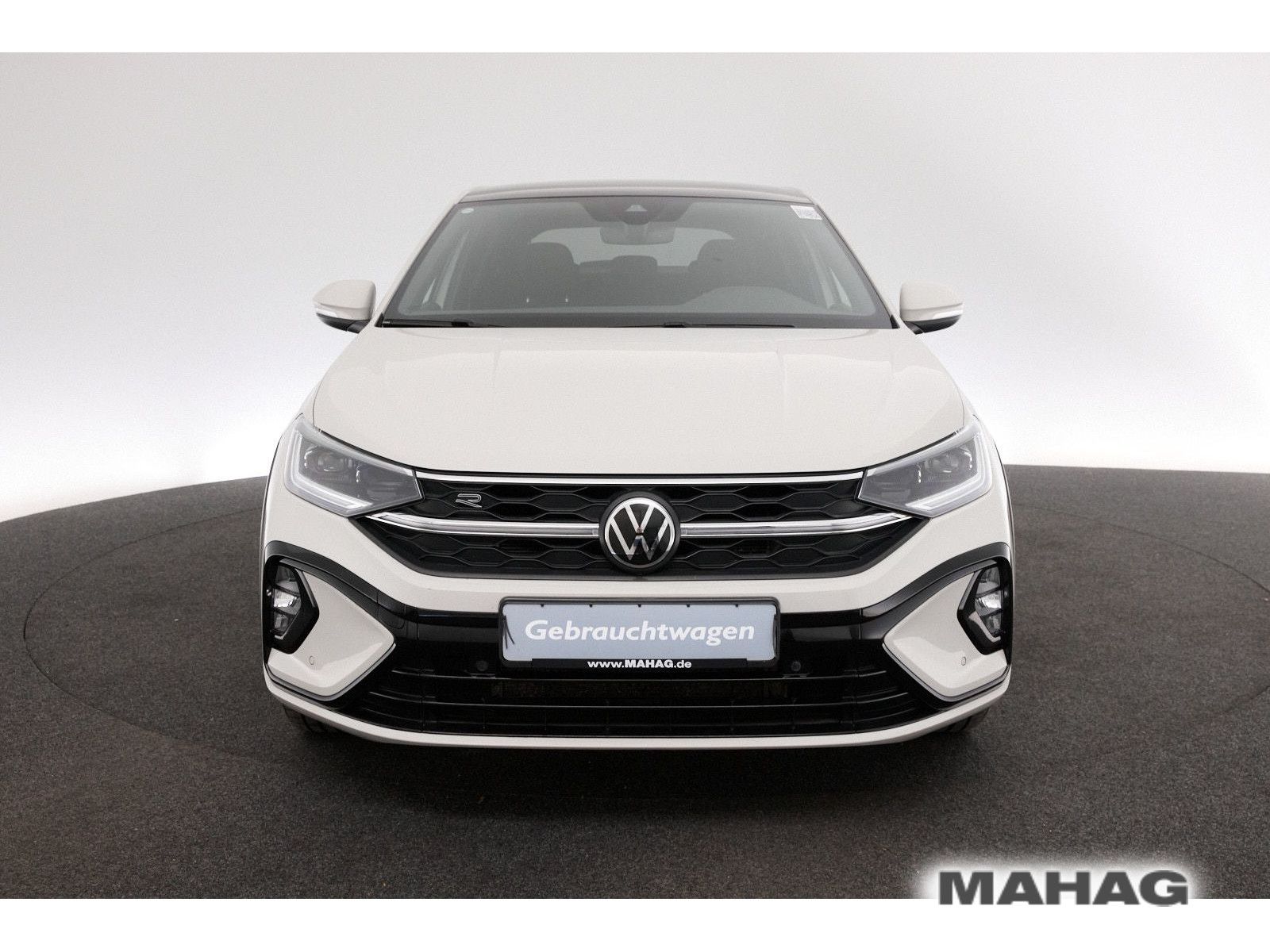 Volkswagen Taigo 1.5 TSI R-Line - Samsaru's Car Outlet