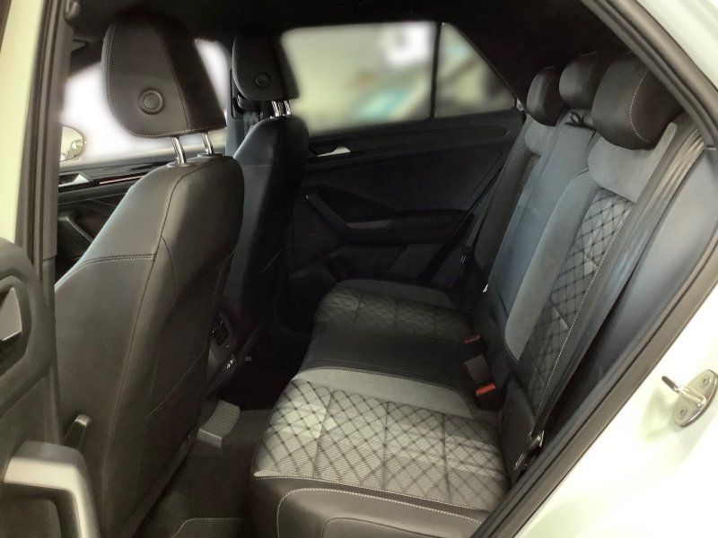 Volkswagen T-Roc R-Line 4Motion - Samsaru's Car Outlet