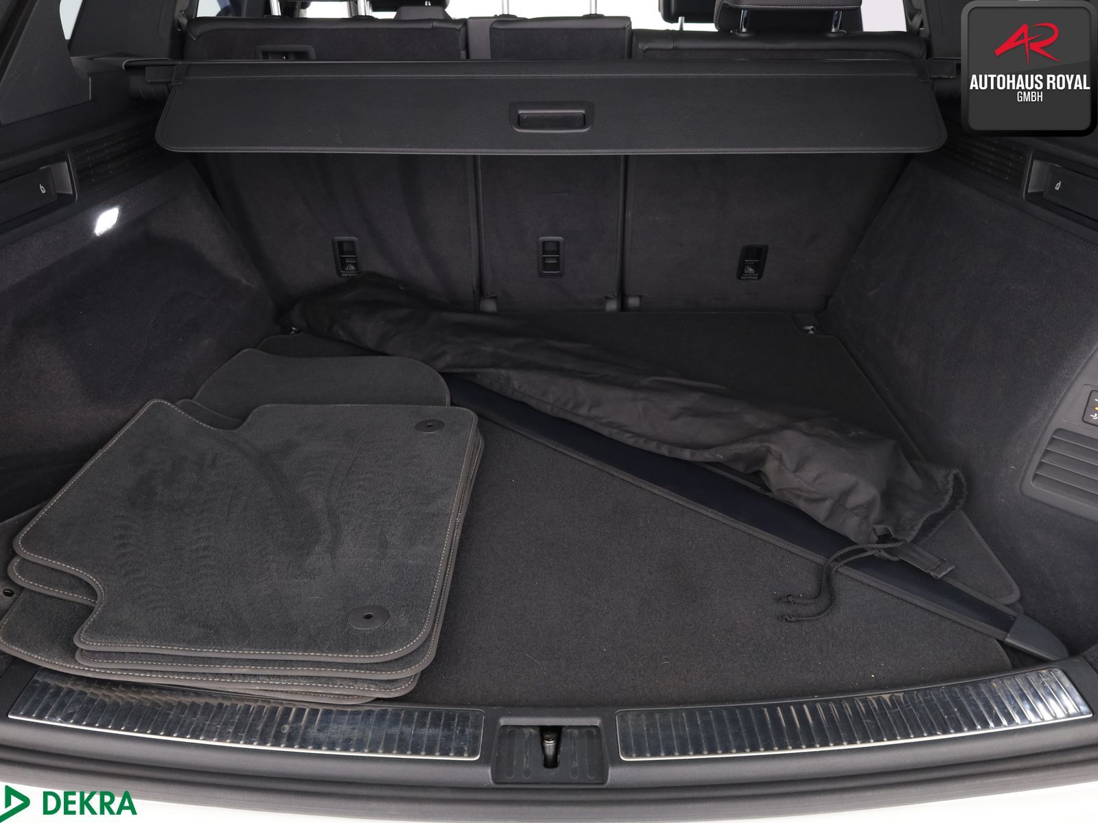 Volkswagen Touareg 4.0 TDI V8 4M R LINE NACHTSICHT,HEADUP