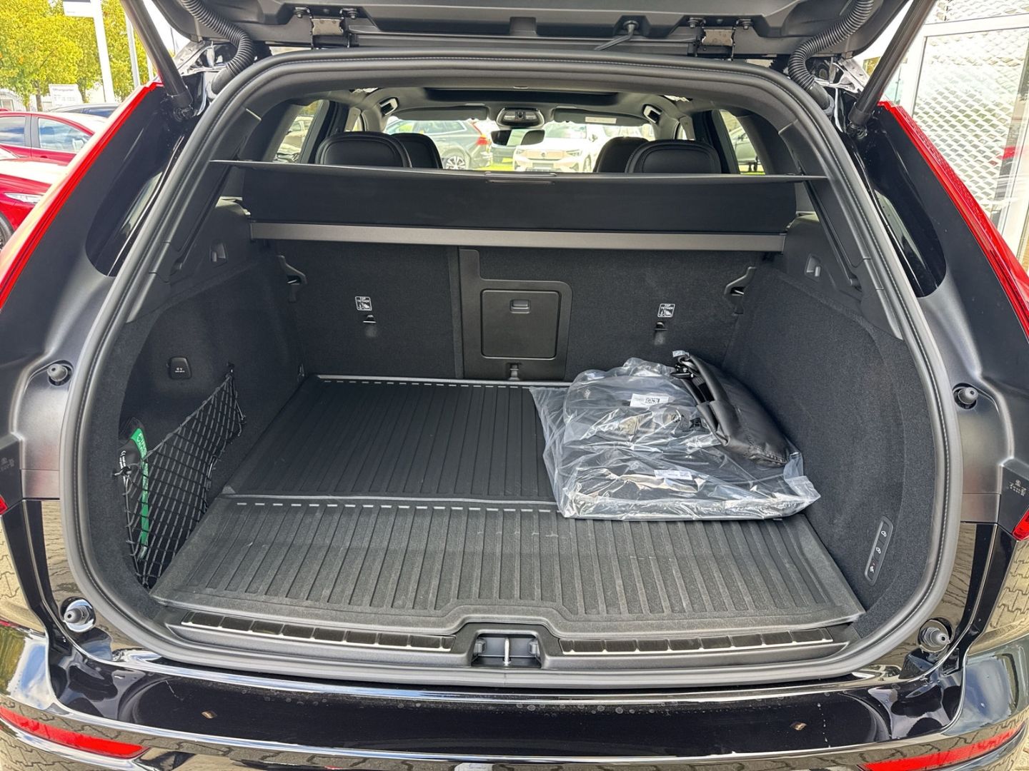 Volvo XC60 Ultra Black Edition Recharge Plug-In Hybrid