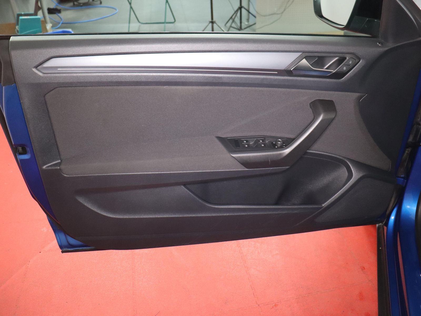 Volkswagen T-Roc Style 1.0TSI - Samsaru's Car Outlet