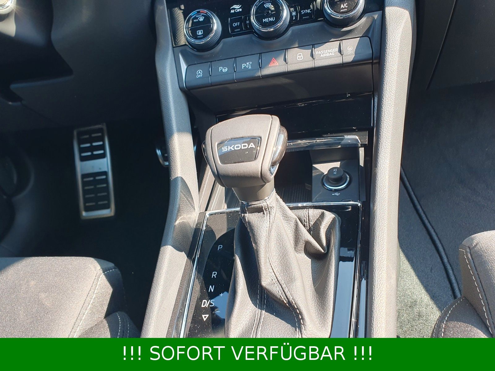 Skoda Karoq 1.5TSI DSG Sportline *19"*AHK*5J. *CANTON*