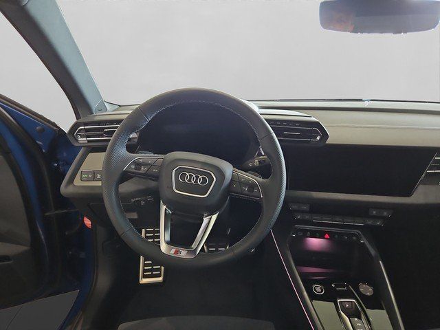 Audi A3 Limousine 35 TFSI S tronic S line *MATRIX*
