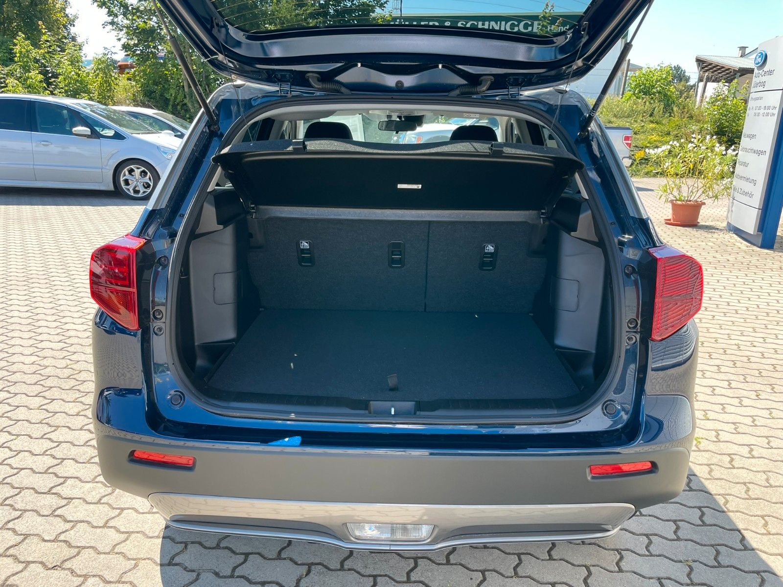 Suzuki Vitara Hybrid Shinkai 4x2 - Samsaru's Car Outlet