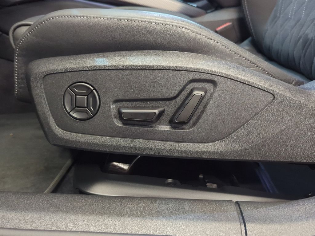 Audi A5 Avant TFSI quattro S-Line AHK+Head-Up+Matrix
