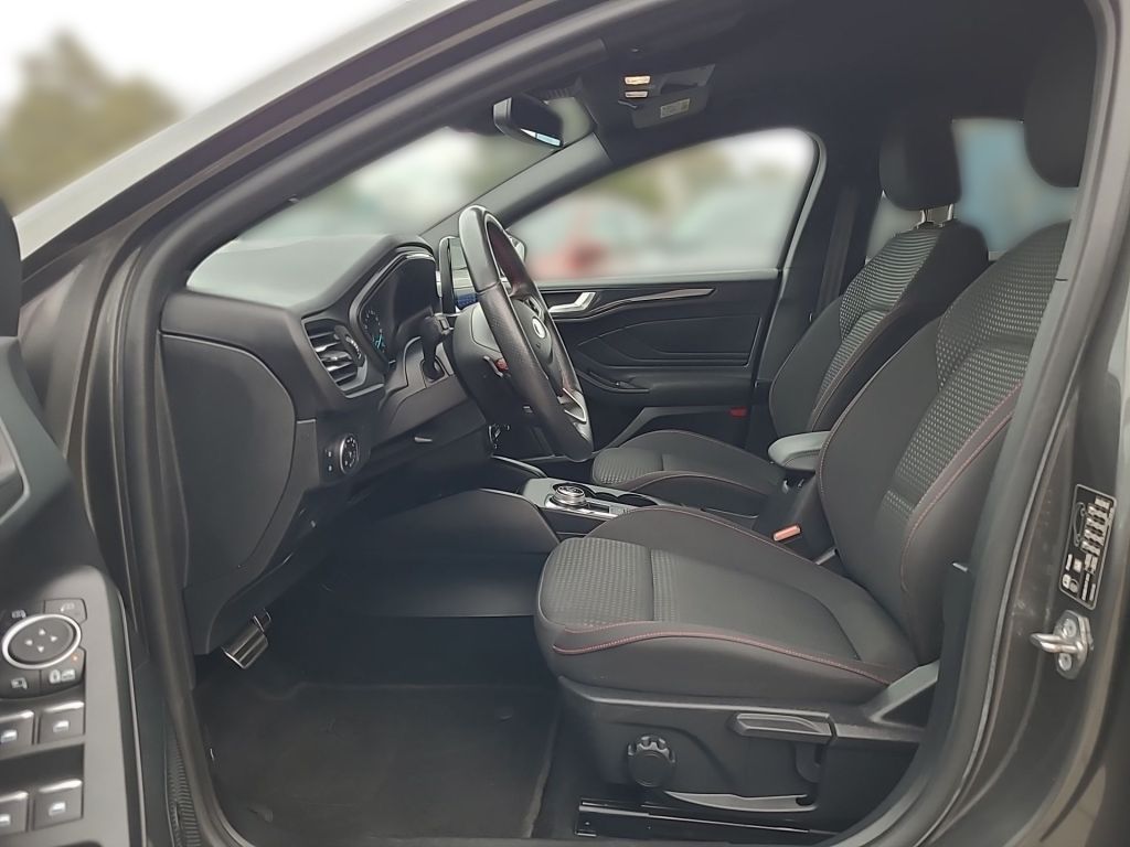 Ford Focus Aut. ST-LINE X - Samsaru's Car Outlet