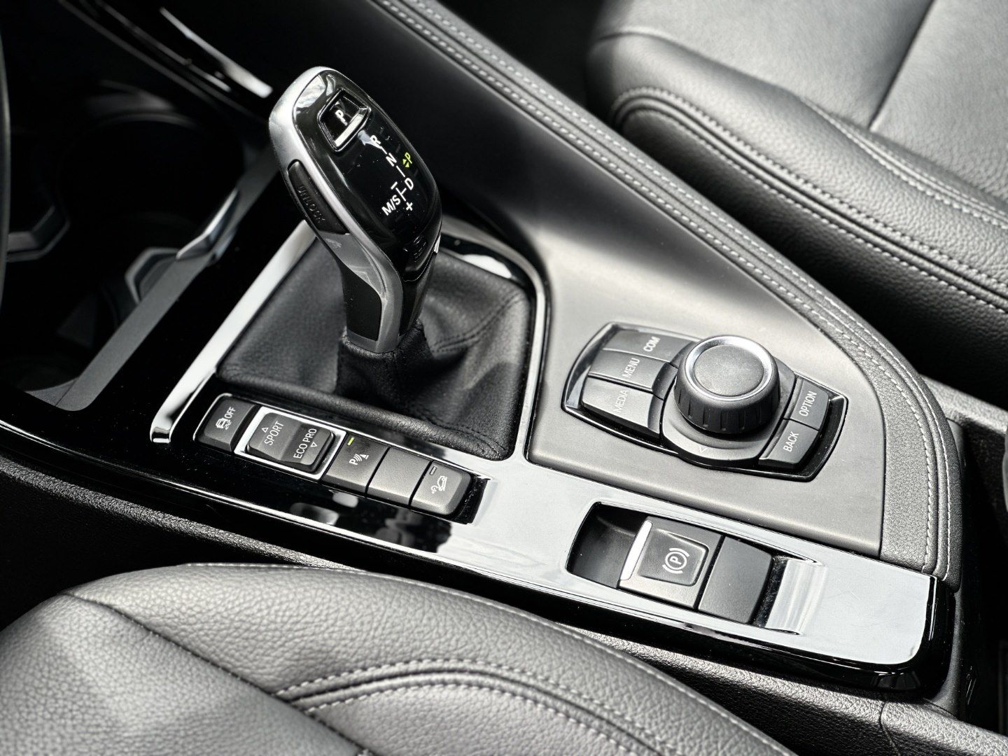 BMW X1 xDrive20i xLine - Samsaru's Car Outlet